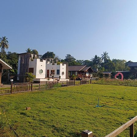 ม่วนใจ๋ปันสุข โฮมสเตย์แอนคาเฟ่ Muanjai Punsuk Homestay And Cafe 宗通 外观 照片