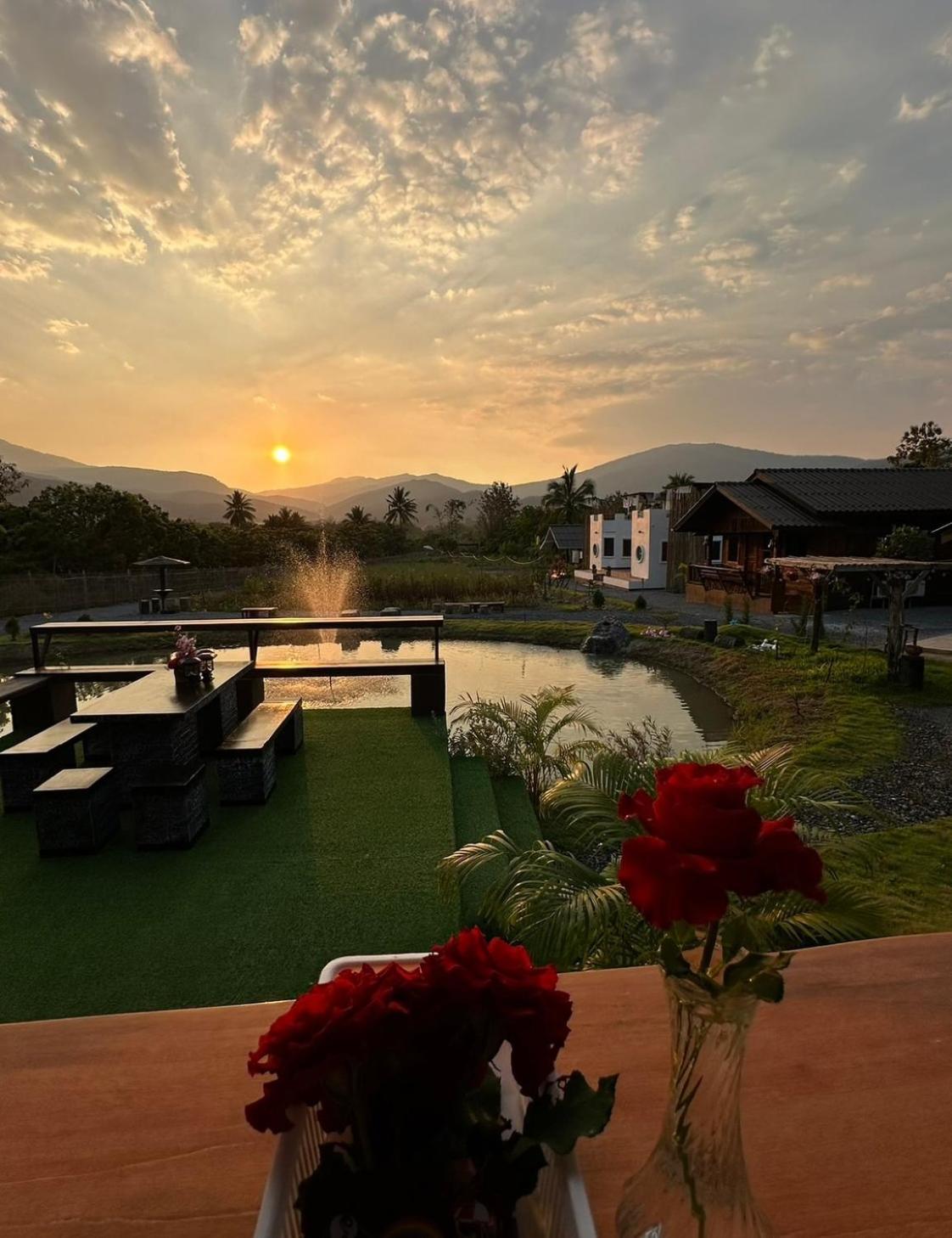 ม่วนใจ๋ปันสุข โฮมสเตย์แอนคาเฟ่ Muanjai Punsuk Homestay And Cafe 宗通 外观 照片