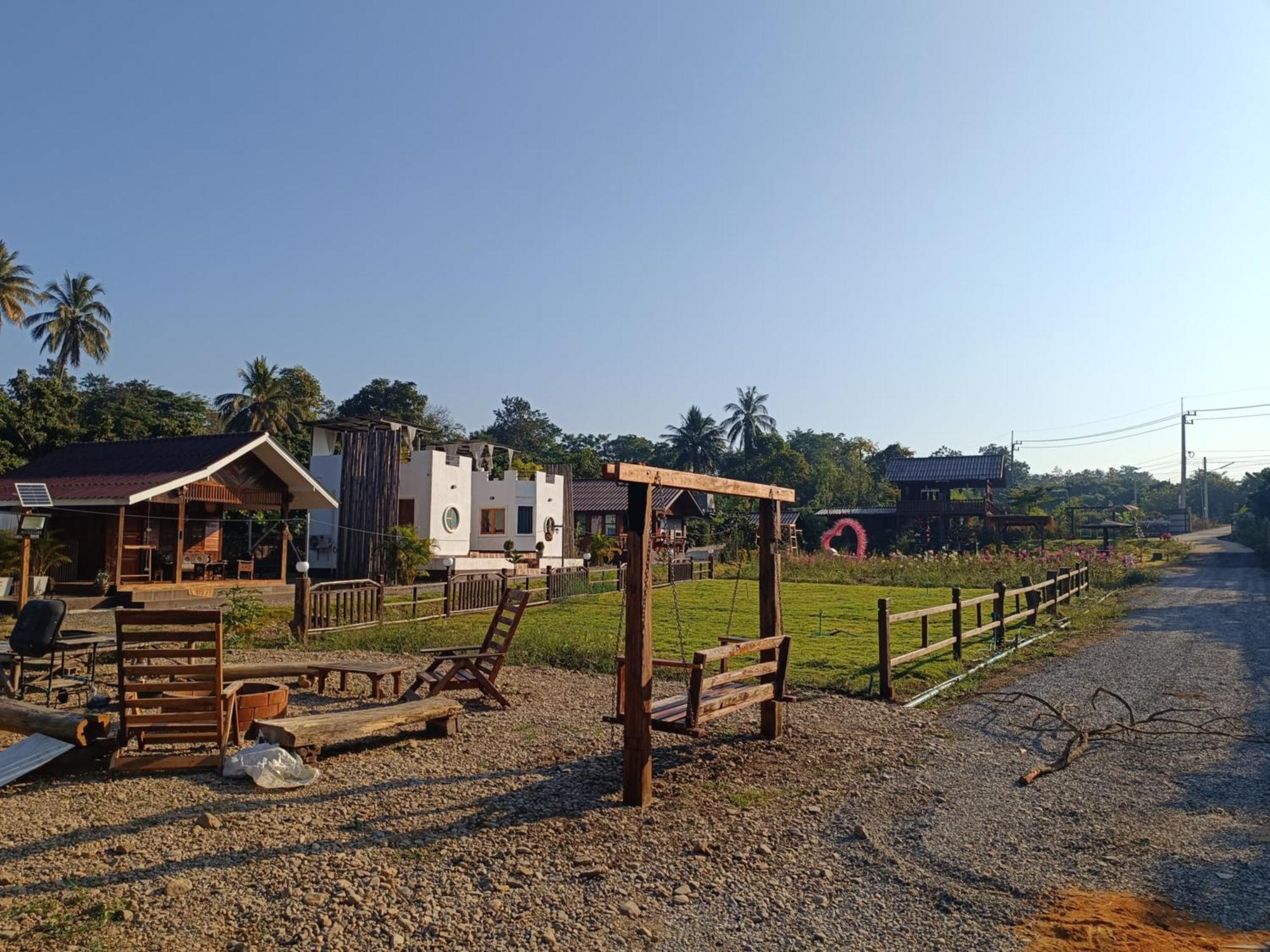 ม่วนใจ๋ปันสุข โฮมสเตย์แอนคาเฟ่ Muanjai Punsuk Homestay And Cafe 宗通 外观 照片