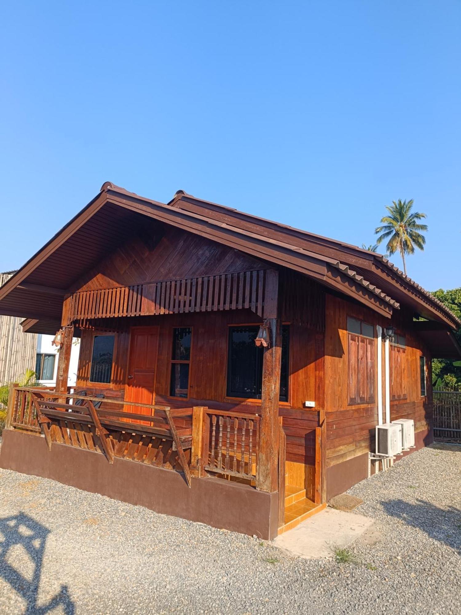 ม่วนใจ๋ปันสุข โฮมสเตย์แอนคาเฟ่ Muanjai Punsuk Homestay And Cafe 宗通 外观 照片